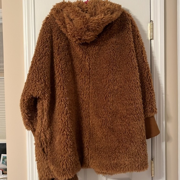 Teddy Jacket - Picture 7 of 7